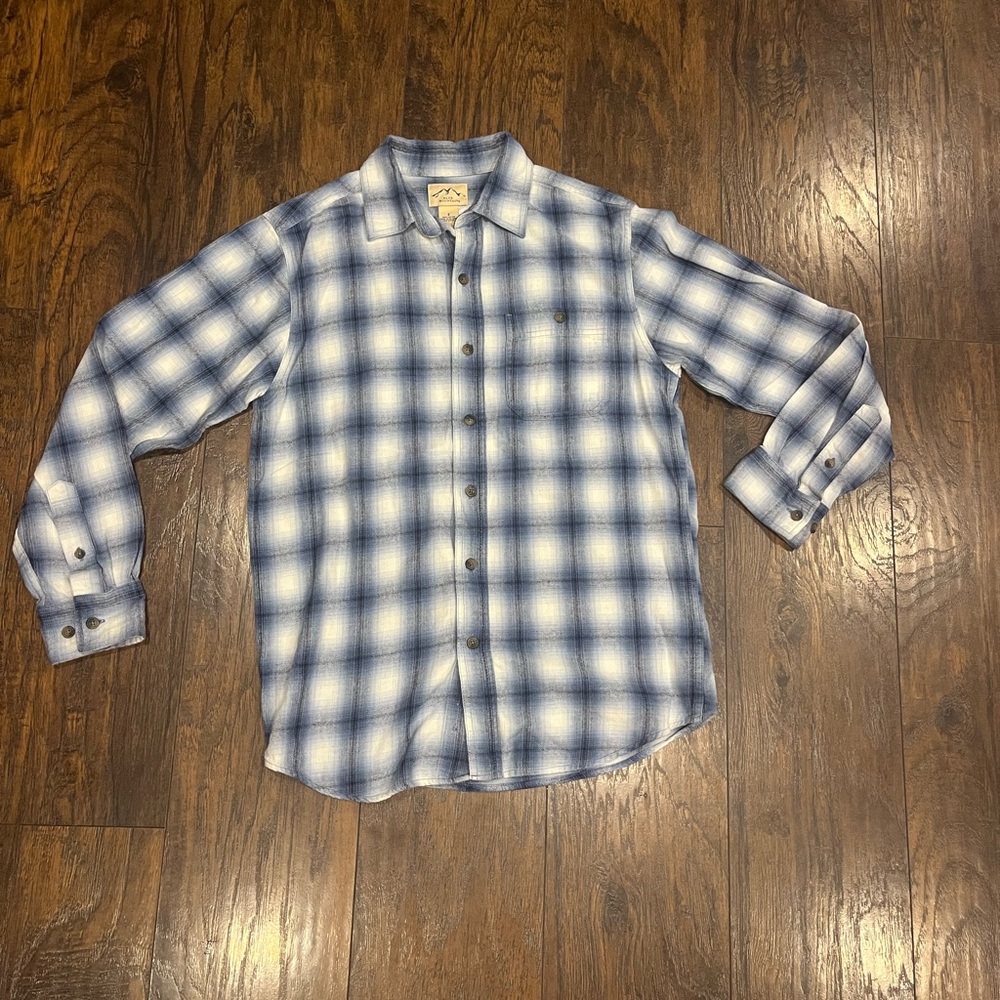 Men's Blue and White Plaid Button-Down Shirt